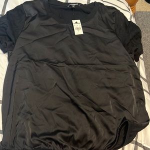 Ladies express satin front t shirt. NWT. Black